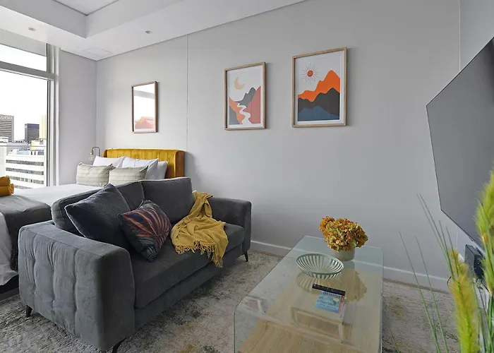 Durra - Sunny 1 Bed Apartment With City Views
